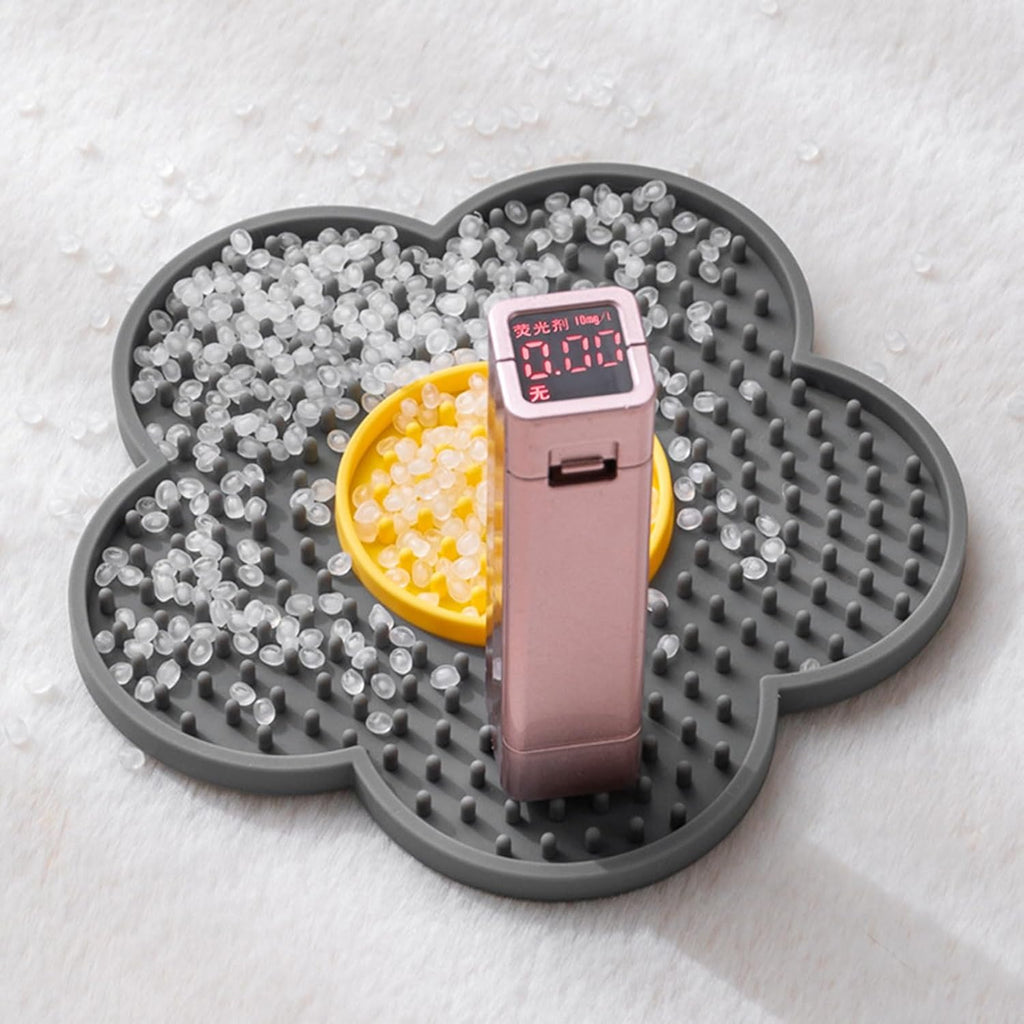 Small Flower Shape Silicone Licking Pad With Suction Cups